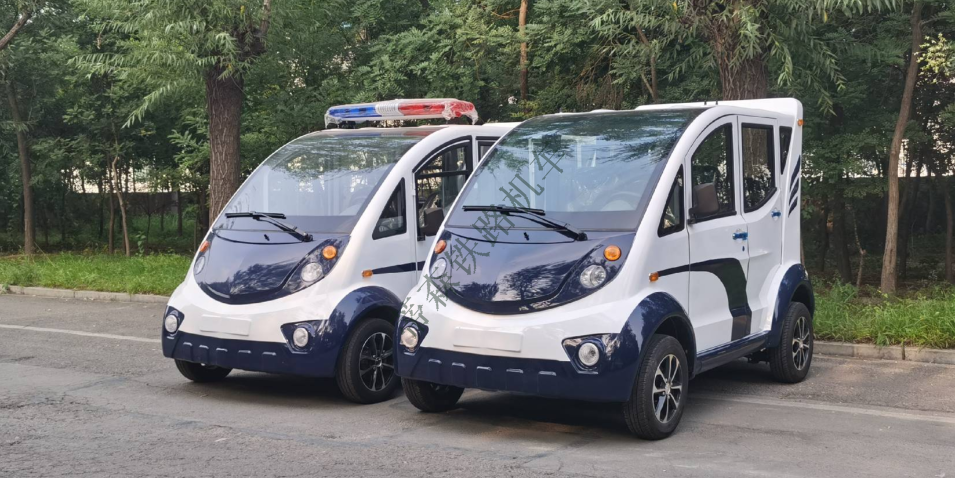 巡逻车